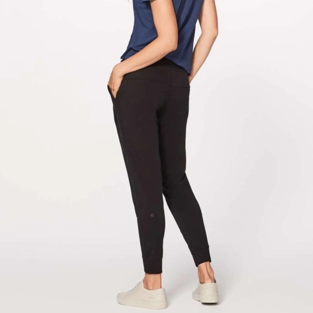 Lululemon warm down jogger